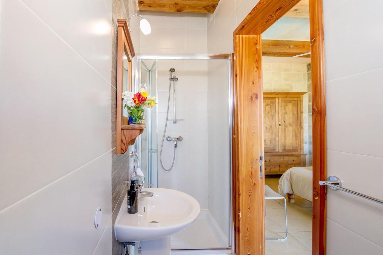 Ta' Peppi Villa Sannat Екстериор снимка