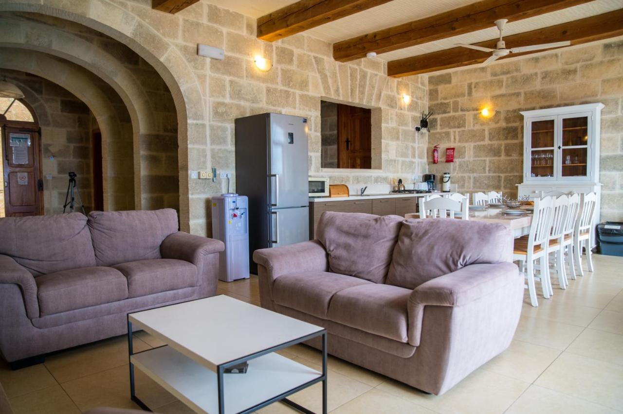Ta' Peppi Villa Sannat Екстериор снимка