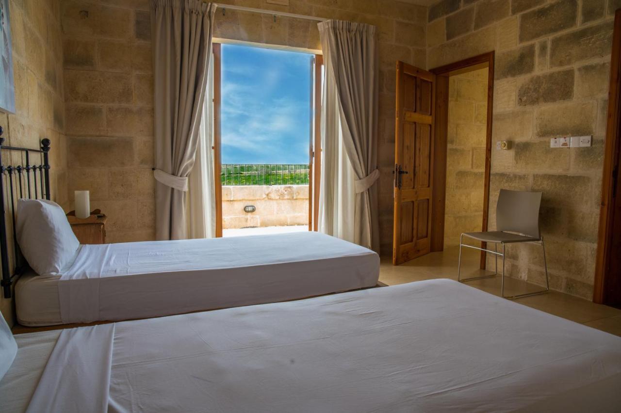 Ta' Peppi Villa Sannat Екстериор снимка